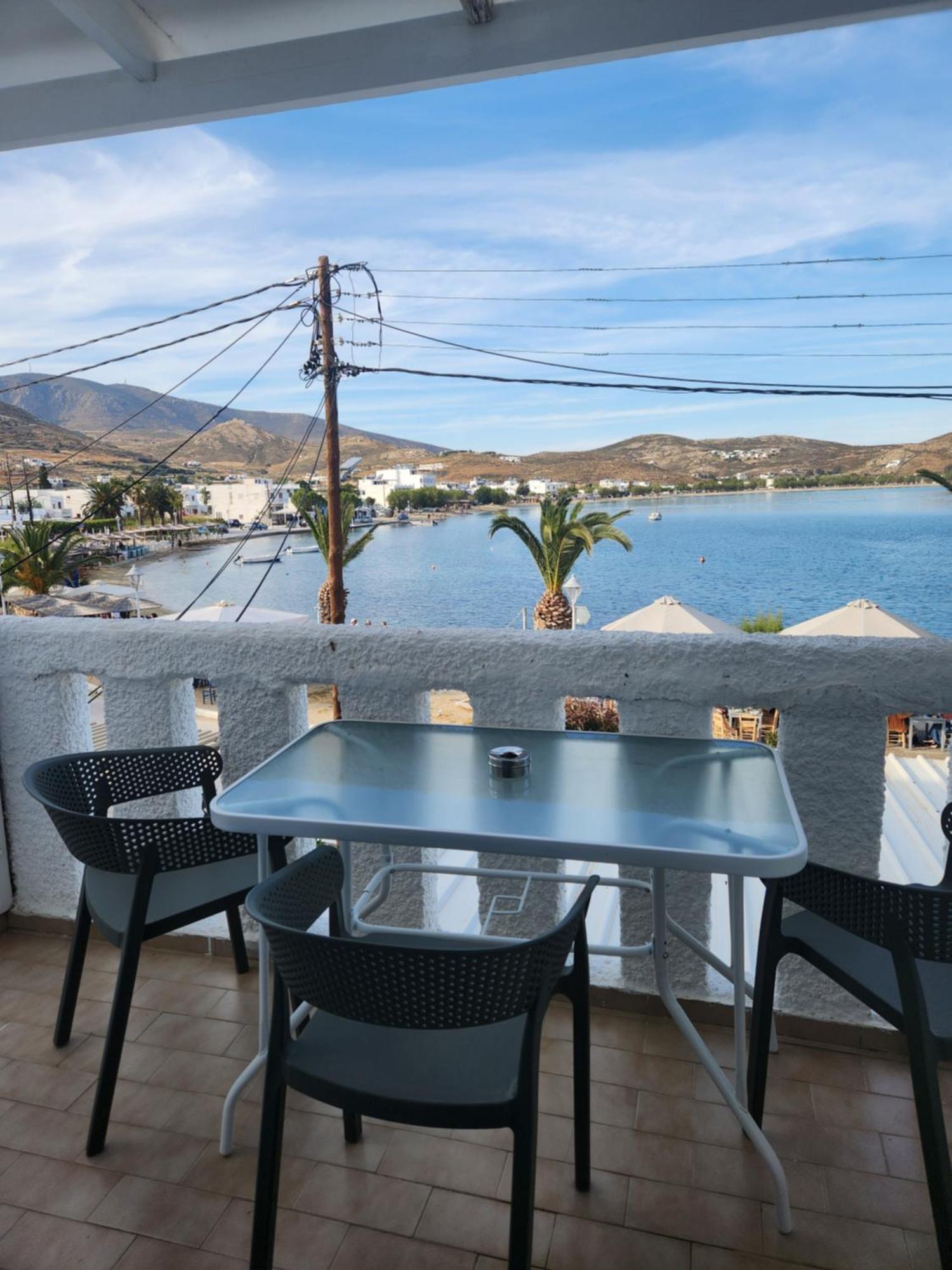 Eleios Hotel Serifos Livadi  Екстериор снимка